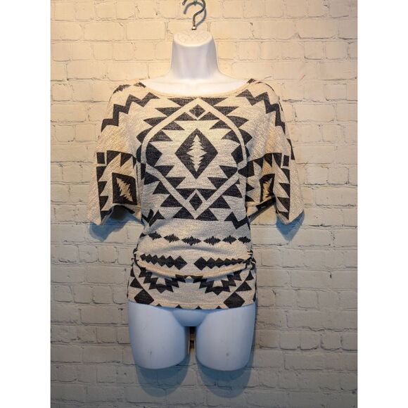 Ginger G loose fit western print knit top medium - Picture 1 of 5